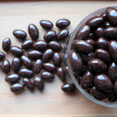 Ελίτσες αμυγδάλου και σοκολάτα υγείας με στέβια