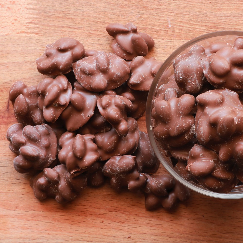 Βραχάκια με σοκολάτα γάλακτος και αμύγδαλο Σοκολάτες